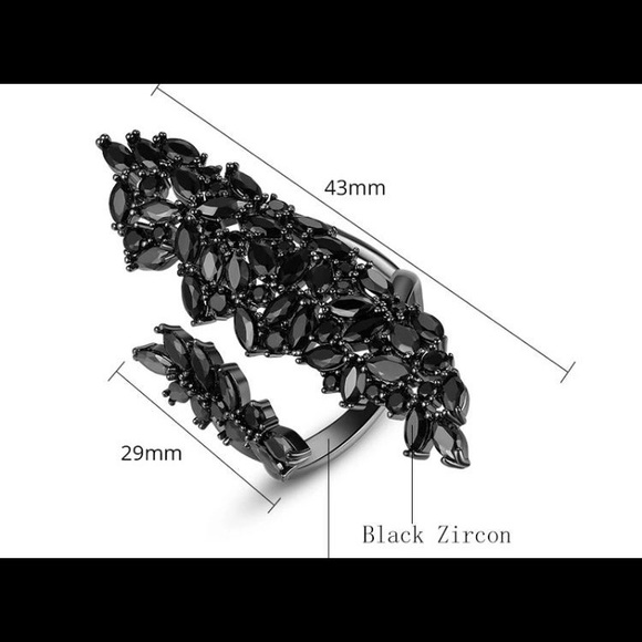 - - Hematite finish adjustable ring with Swarovski elements - Picture 6 of 11